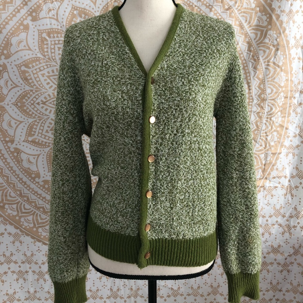 Vintage knit Cardigan 70s shabby chic